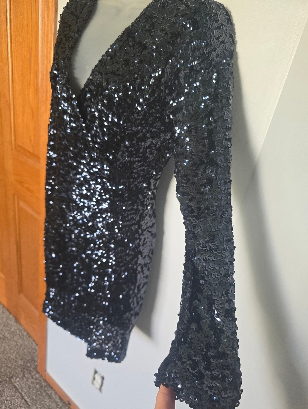 Venus Sequin Long Sleeve Mini Dress Womens size small Black Dark Blue Bodycon - Picture 3 of 13